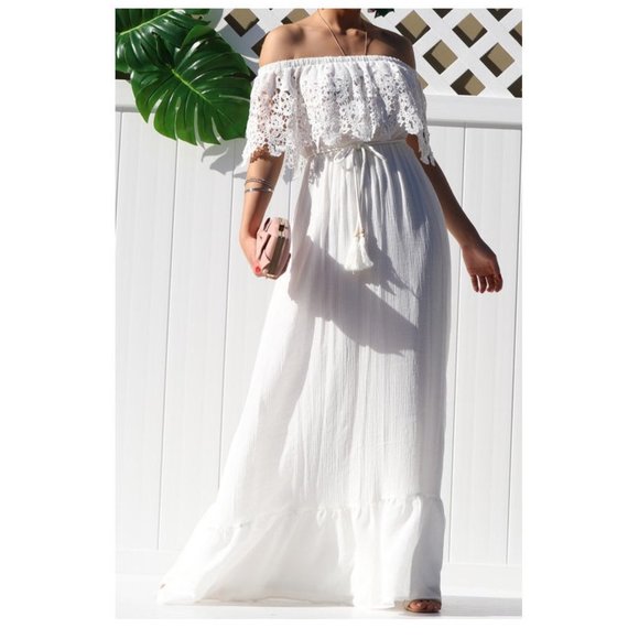 White Off Shoulder Crochet Lace Boho Maxi Dress - Picture 3 of 6